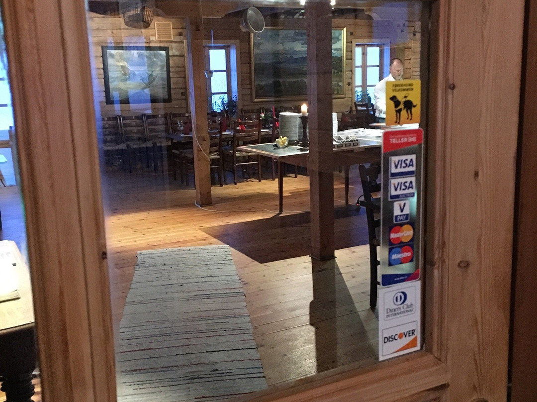 Røkenes Gård Restaurant Og Gjestehus-Harstad必去景点