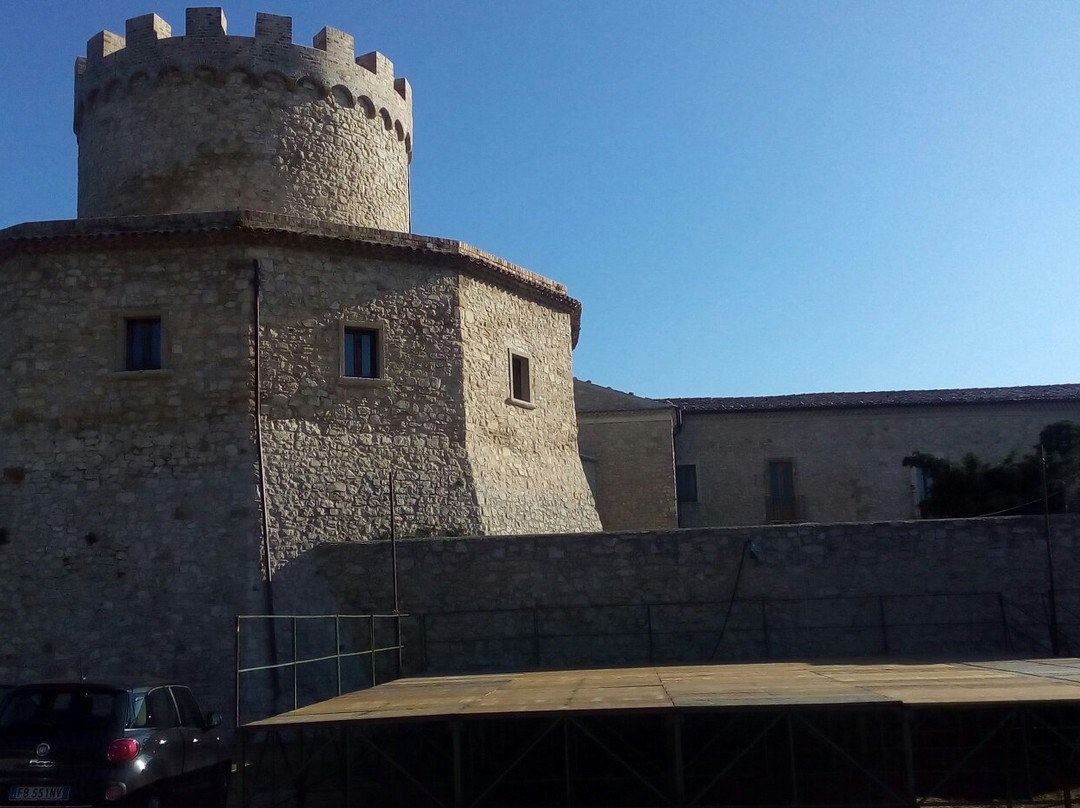 Castello Marchesale-Palmoli必去景点