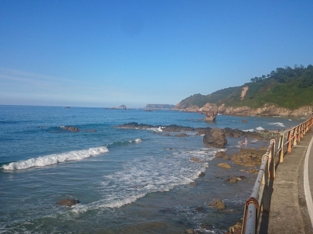 Aguilar Beach景点图片