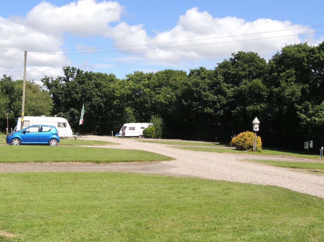 Legge Farm Coarse Fishery-Highampton必去景点