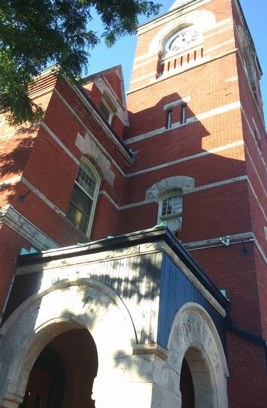 Clock Tower Inn主图