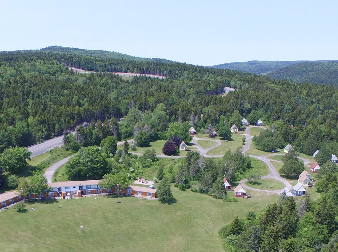 Fundy Highlands Motel & Chalets