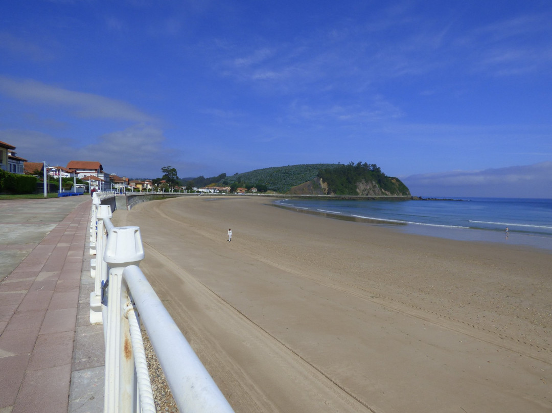 Santa Marina Beach-里瓦德塞利亚必去景点