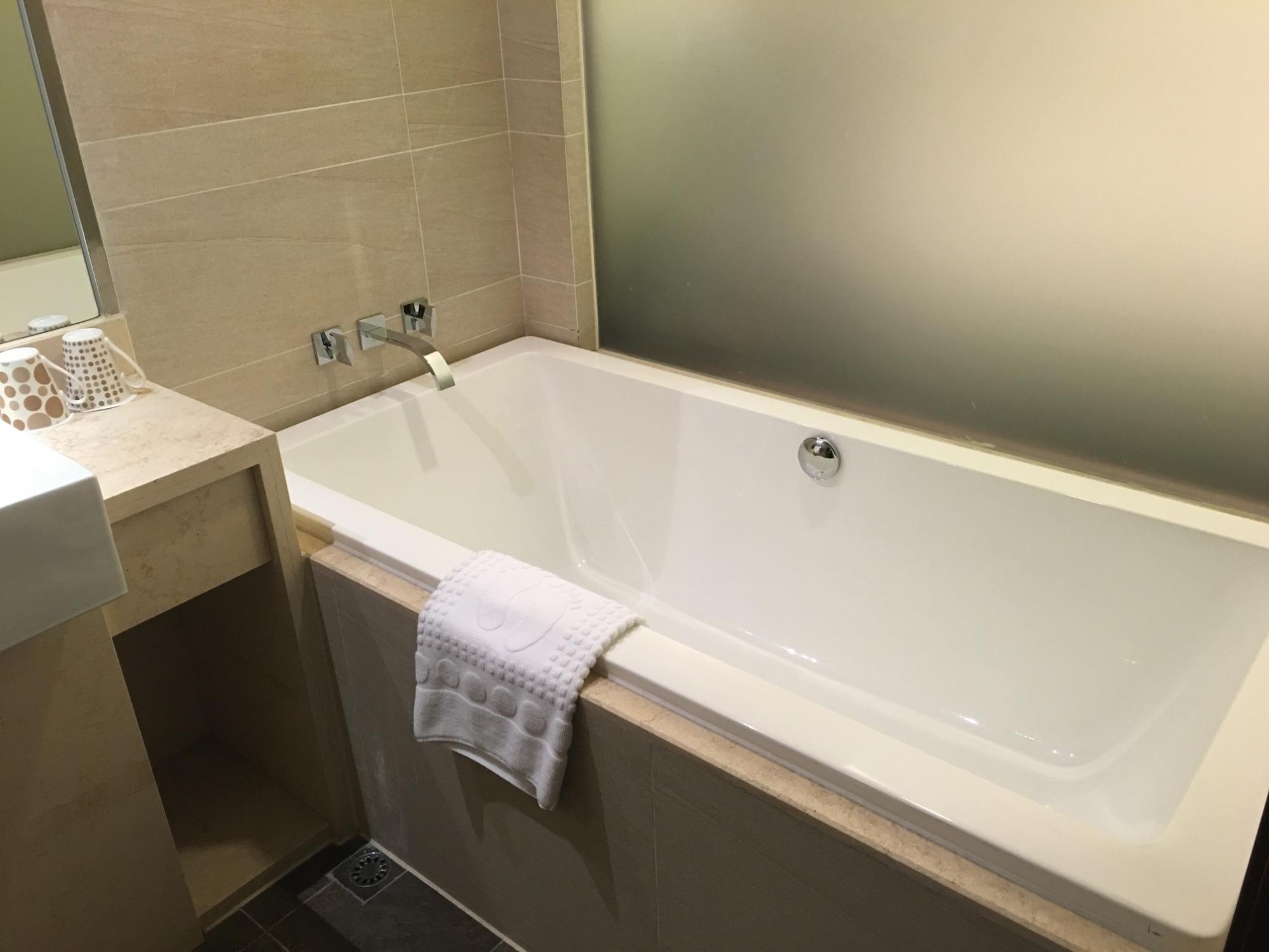 世贸君亭华丰酒店-浴室