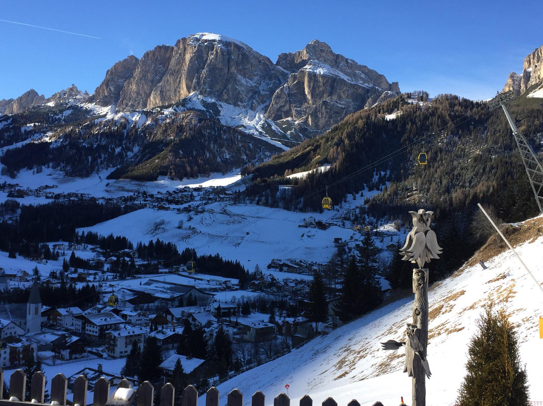 Ski School Corvara Ladinia景点图片