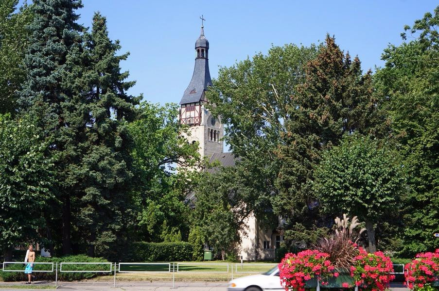 Dubulti Lutheran church景点图片