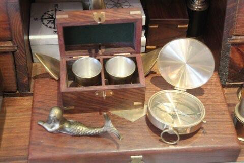 Anna's Art Gallery-普罗维登西亚莱斯必去景点