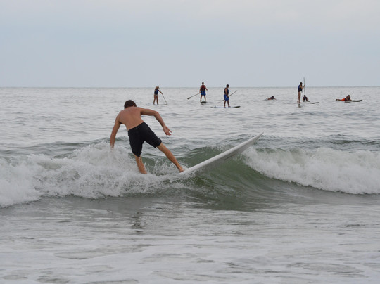 Downwind Surf & Paddleboard Company-美特尔海滩必去景点