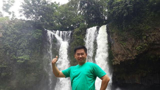 Bengkawah Waterfall景点图片