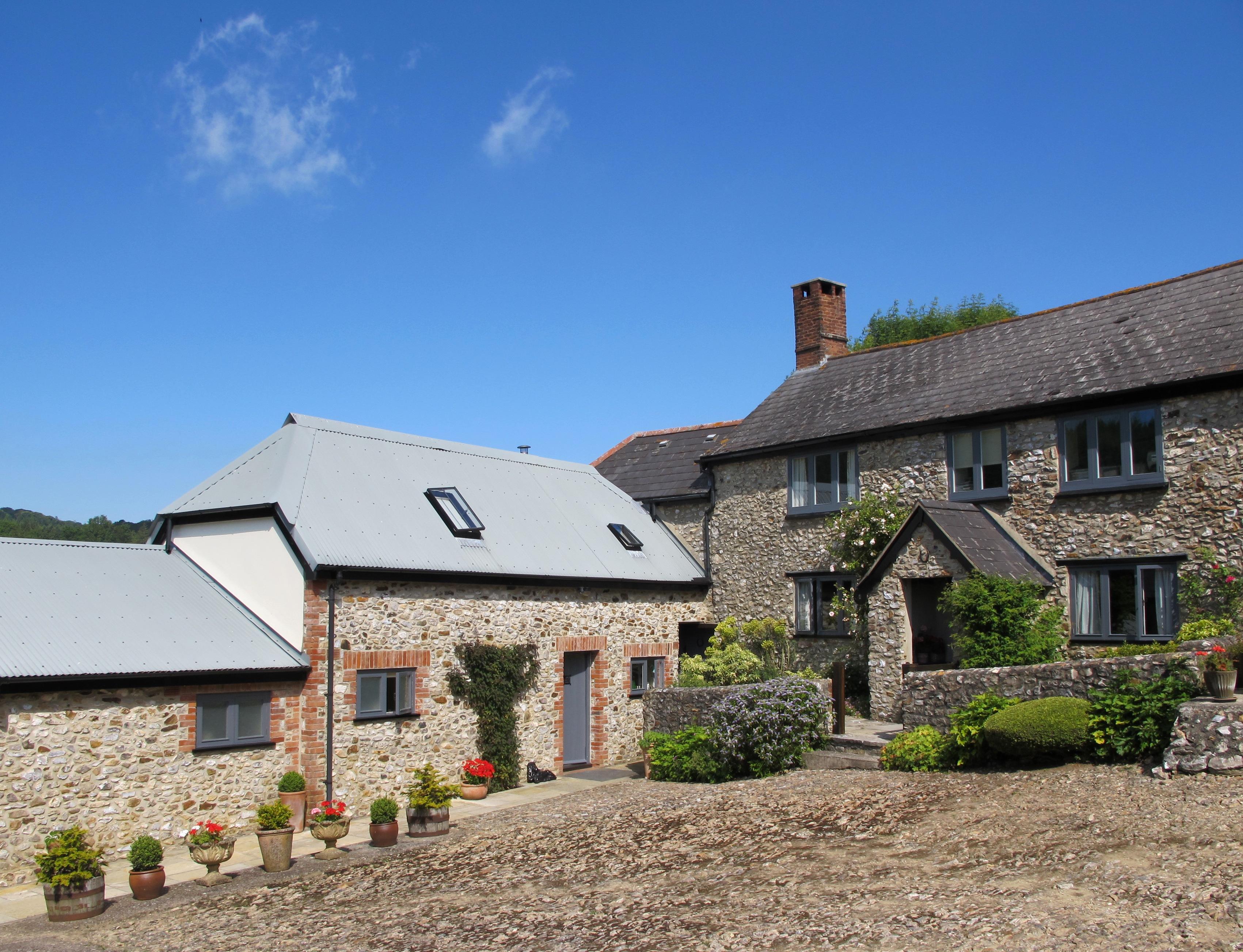 West Colwell Farm-官方