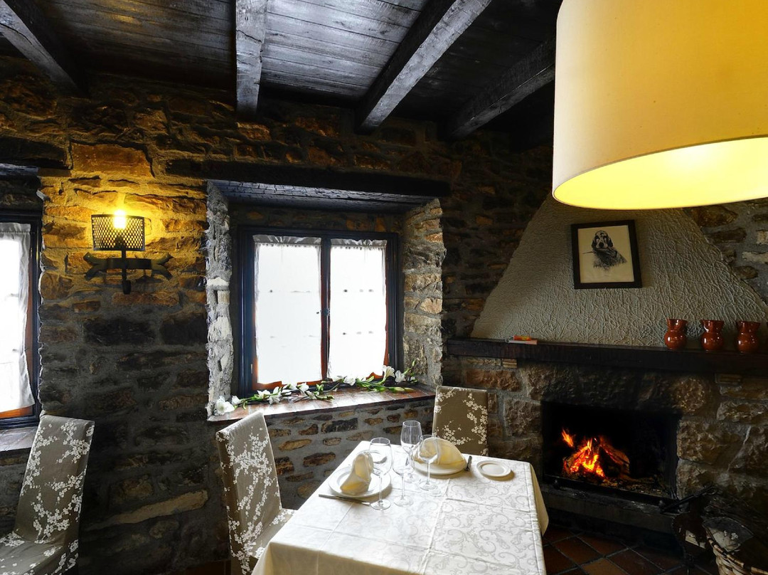 Quincoces de Yuso酒店住宿-Hotel Don Pablo