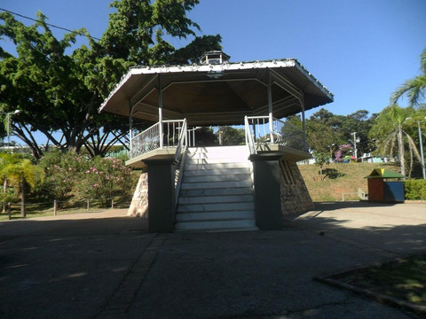 Praça Presidente Tancredo Neves-Contagem必去景点