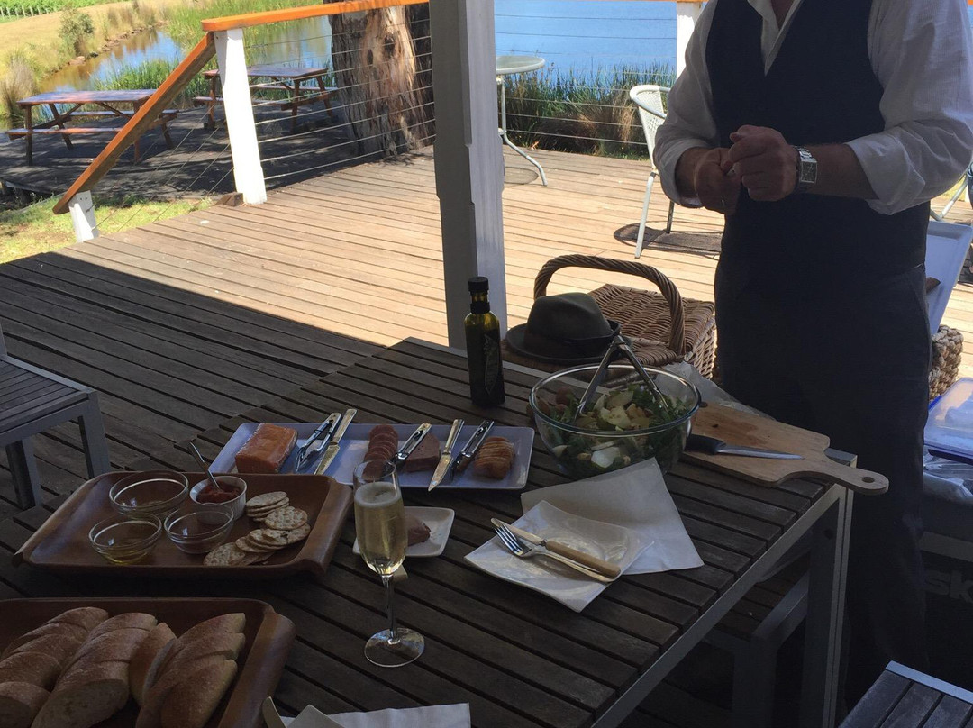 The Long Lunch Tour Co-科尔斯湾必去景点