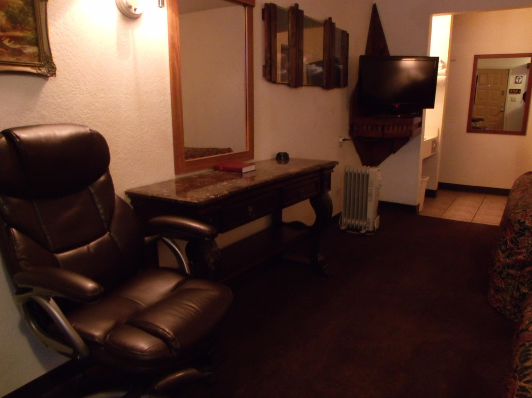 Hinton Country Inn主图