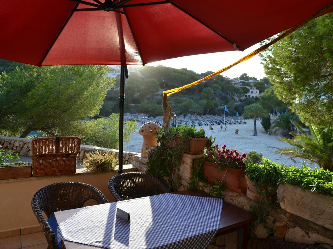 Cala Santanyi餐馆和美食-Cafe Drac