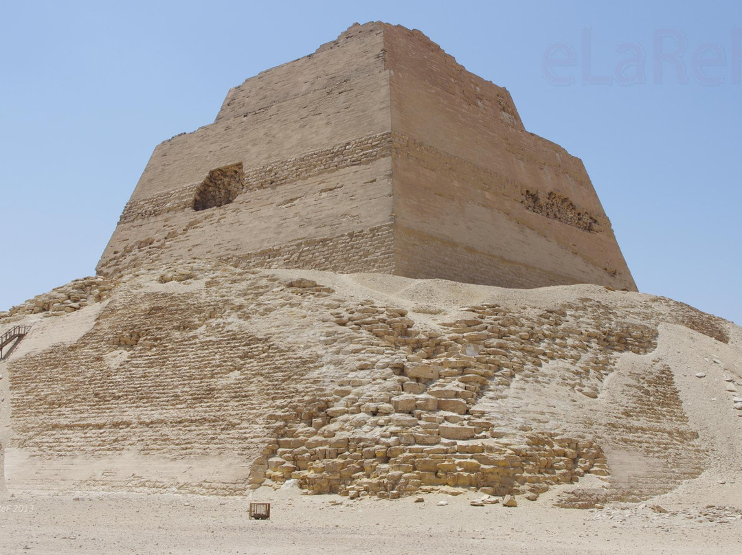 The Pyramid of Sneferu-法尤姆必去景点