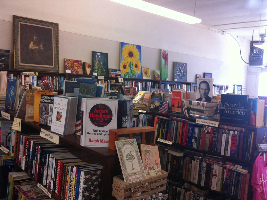 Wind and Tide Bookshop景点图片