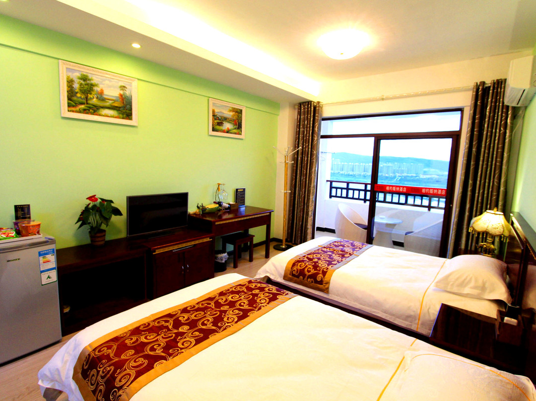 景洪相约版纳度假酒店主图