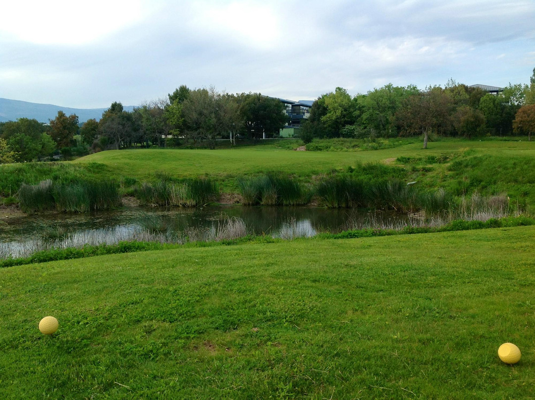 Jouer au Golf景点图片