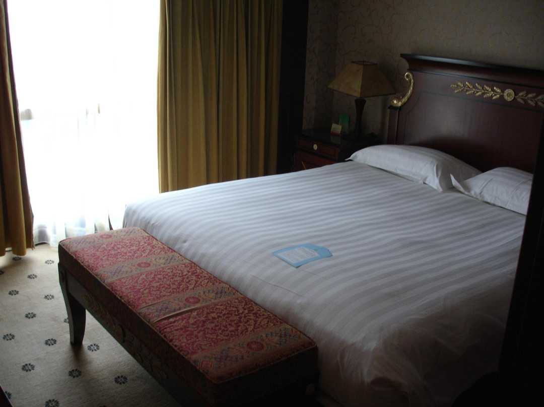 中福世福汇大酒店主图