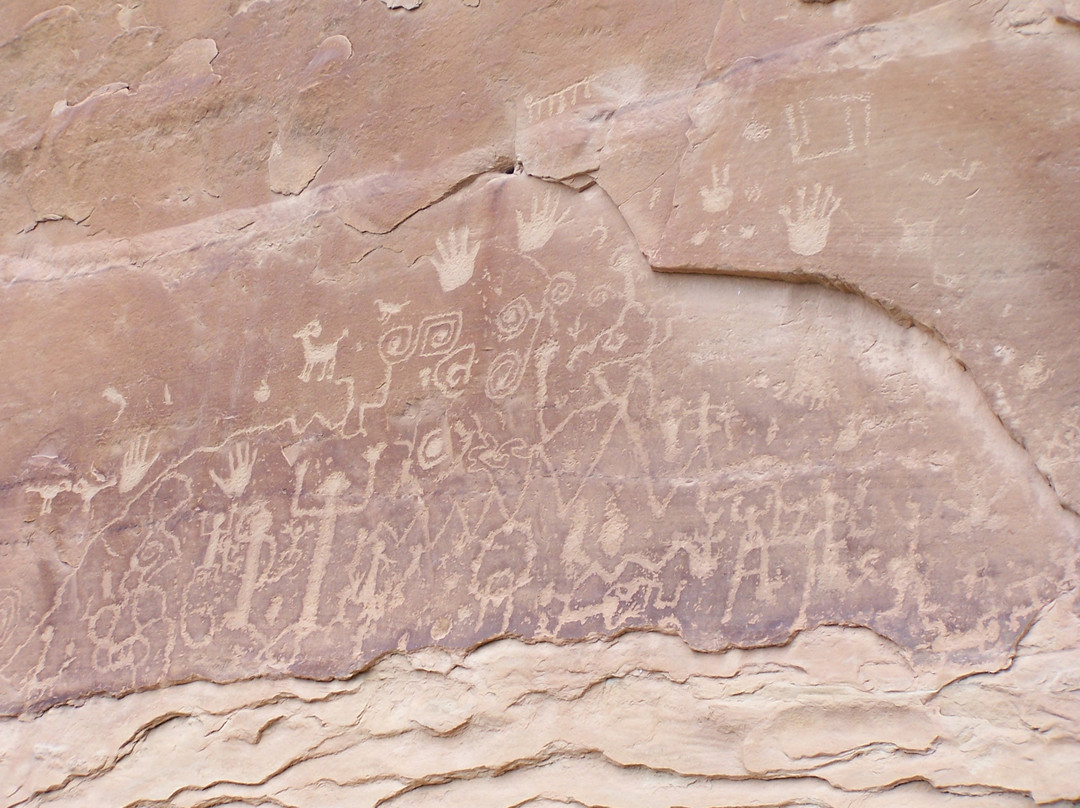 Petroglyph Point Hike-梅萨维德国家公园必去景点