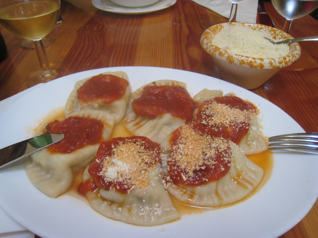 Victoria餐馆和美食-Ta' Rikardu - Cheese and Wine
