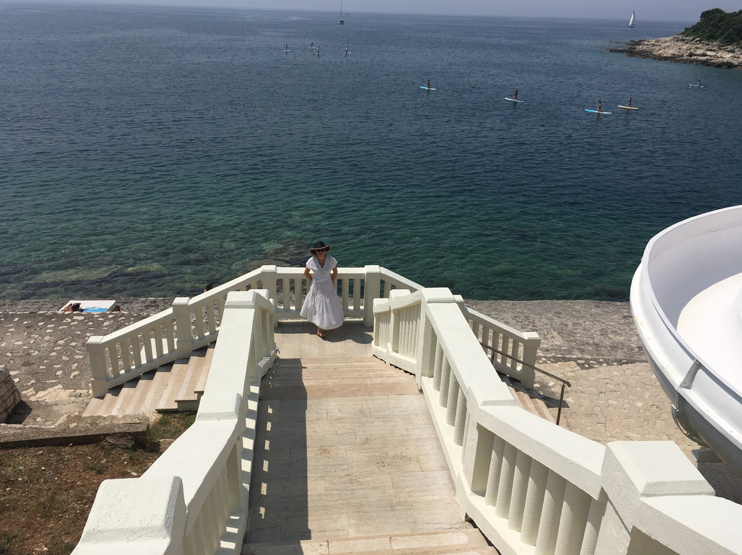 Metta Float-普拉必去景点