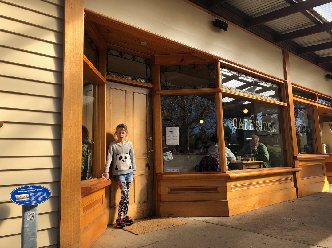 Clunes餐馆和美食-Café Sidra