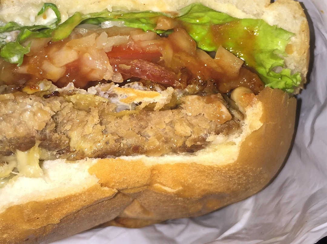 Bariri餐馆和美食-Bayard Lanches