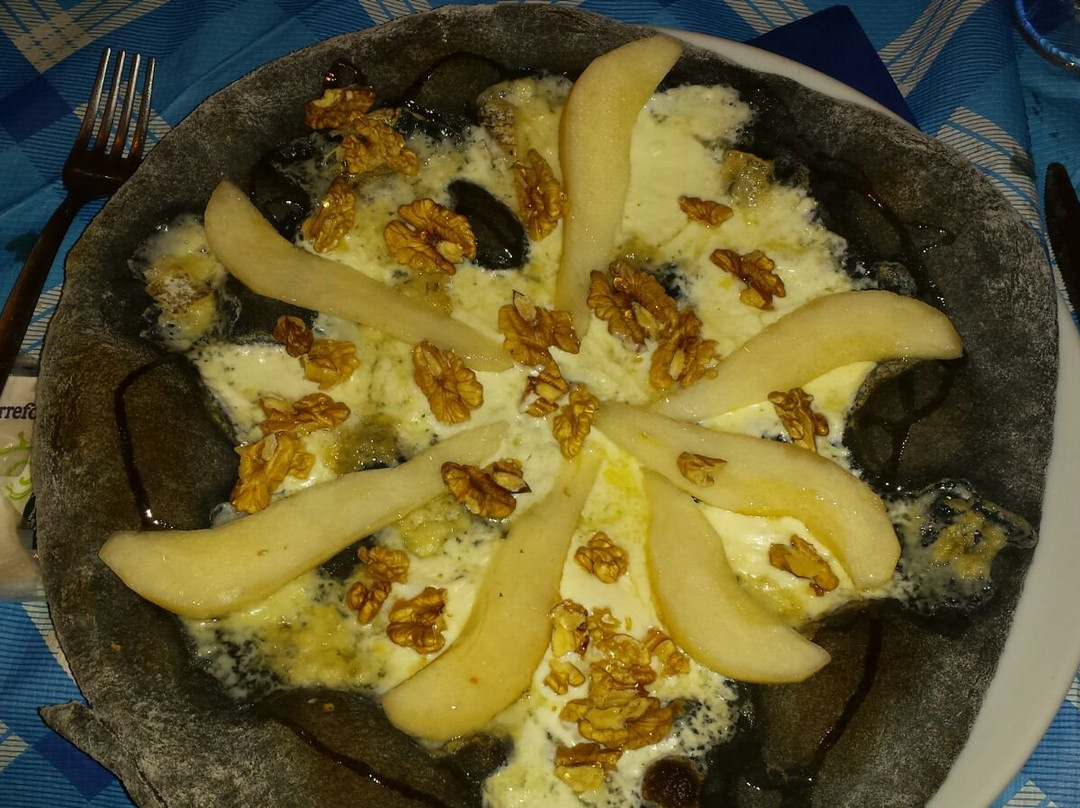 Pietralavezzara餐馆和美食-La Rosa Del Muiun Snc