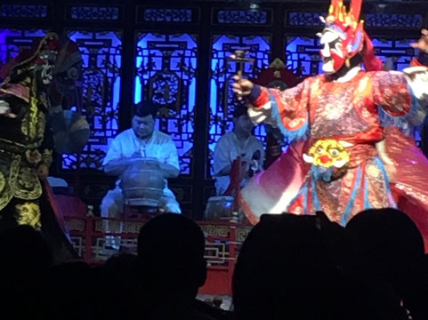 夜晚川剧文化演出-成都必去景点