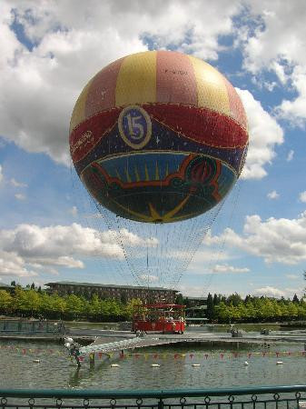 Disney Village景点图片