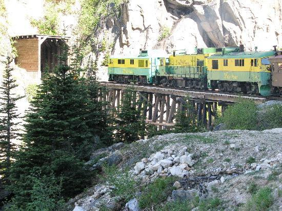 白色隘口育空铁路-史凯威必去景点