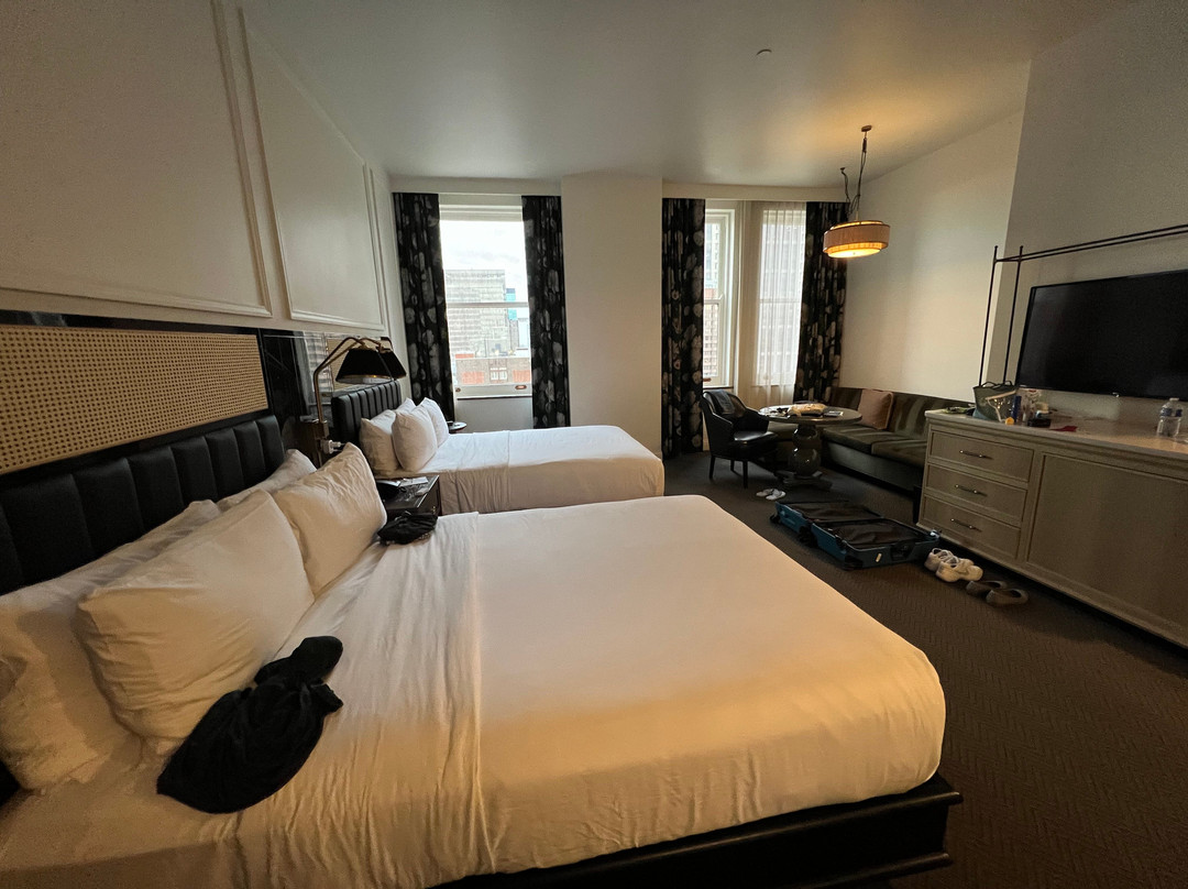 The Candler Hotel Atlanta, Curio Collection by Hilton主图