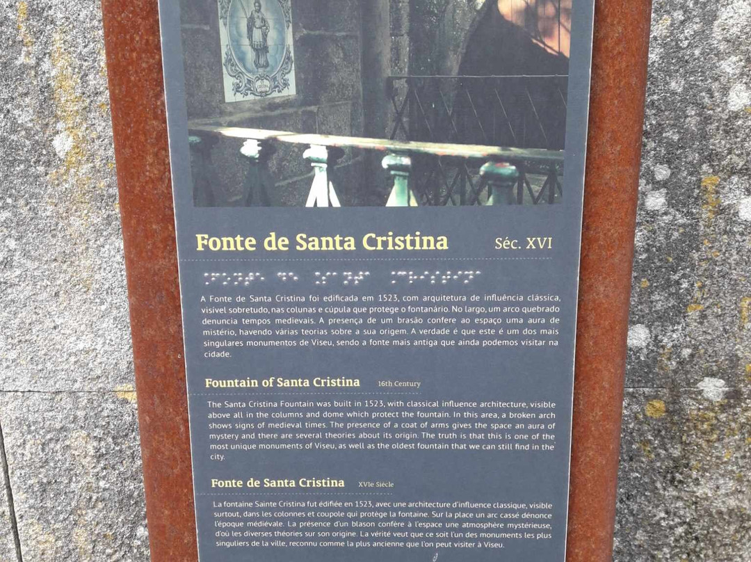 Fonte de Santa Cristina景点图片