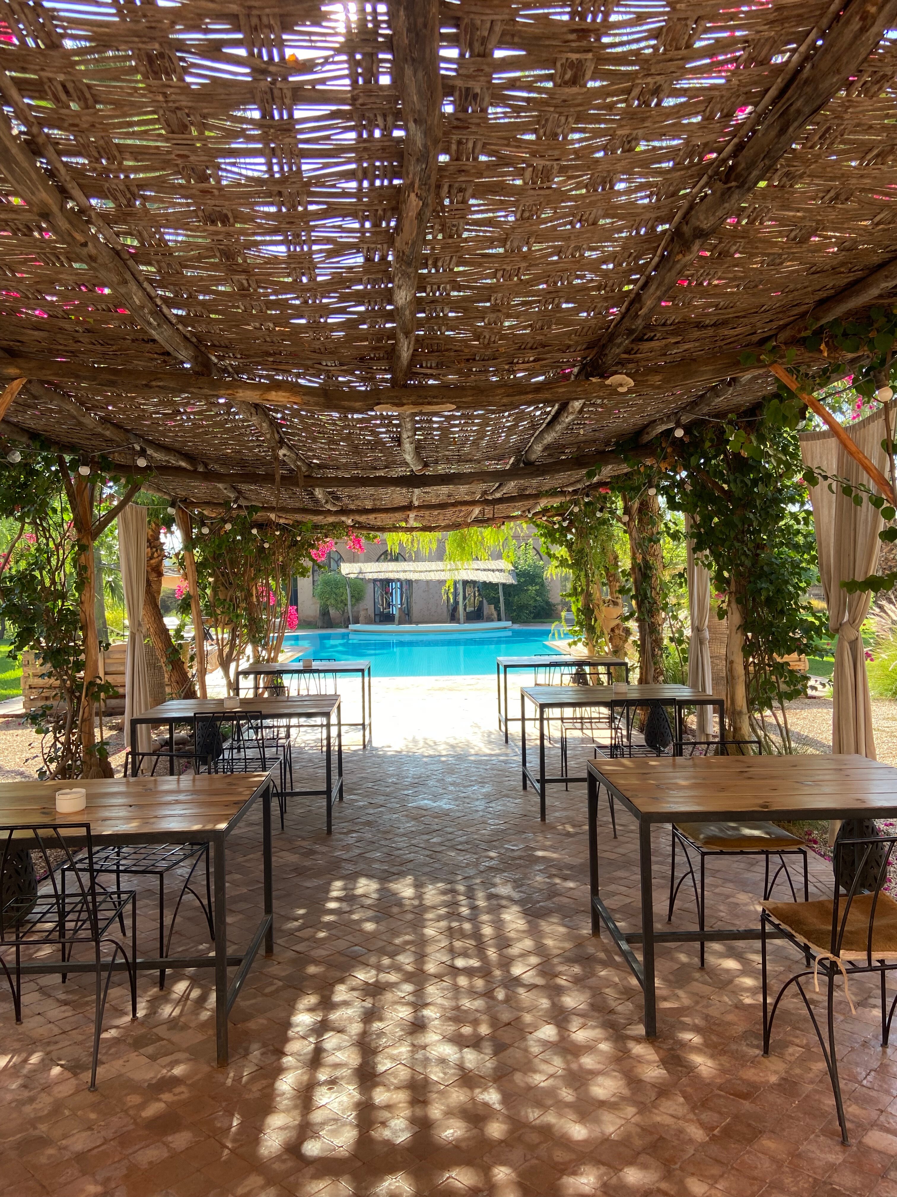 卡匝尔旅馆-官方