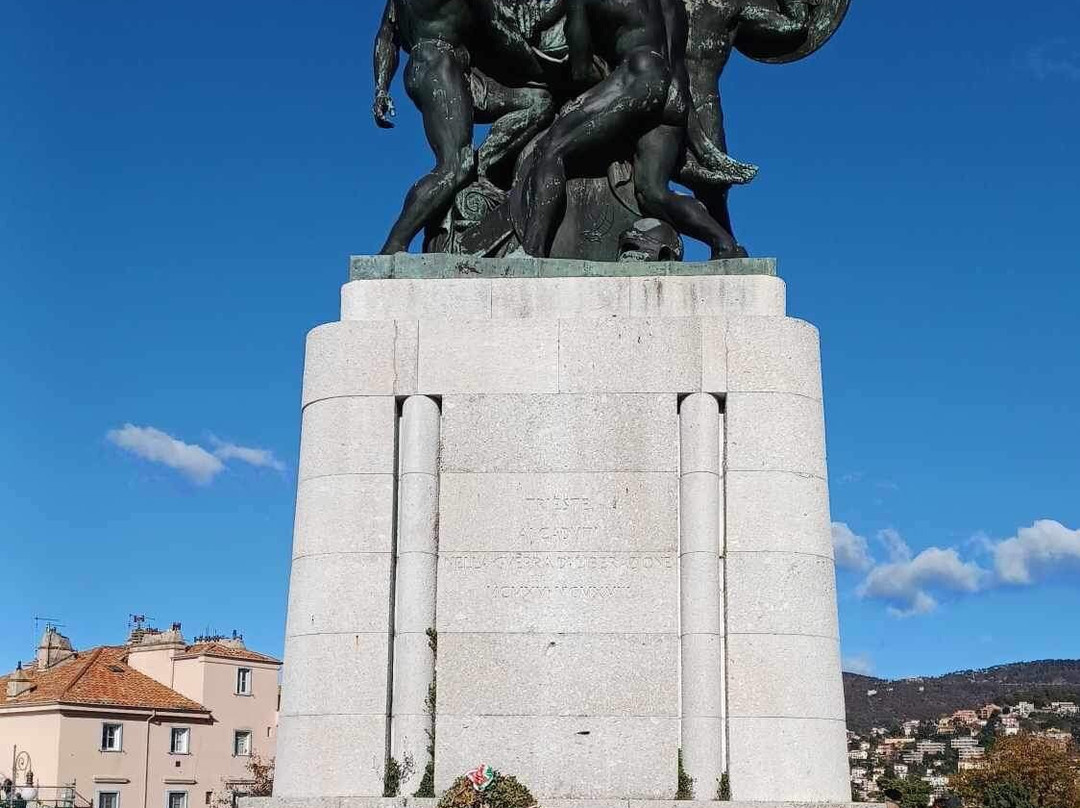 Monumento ai caduti di Trieste景点图片