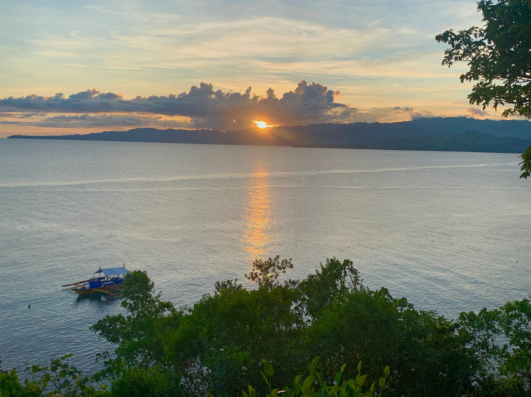 Sunset Dive Resort主图