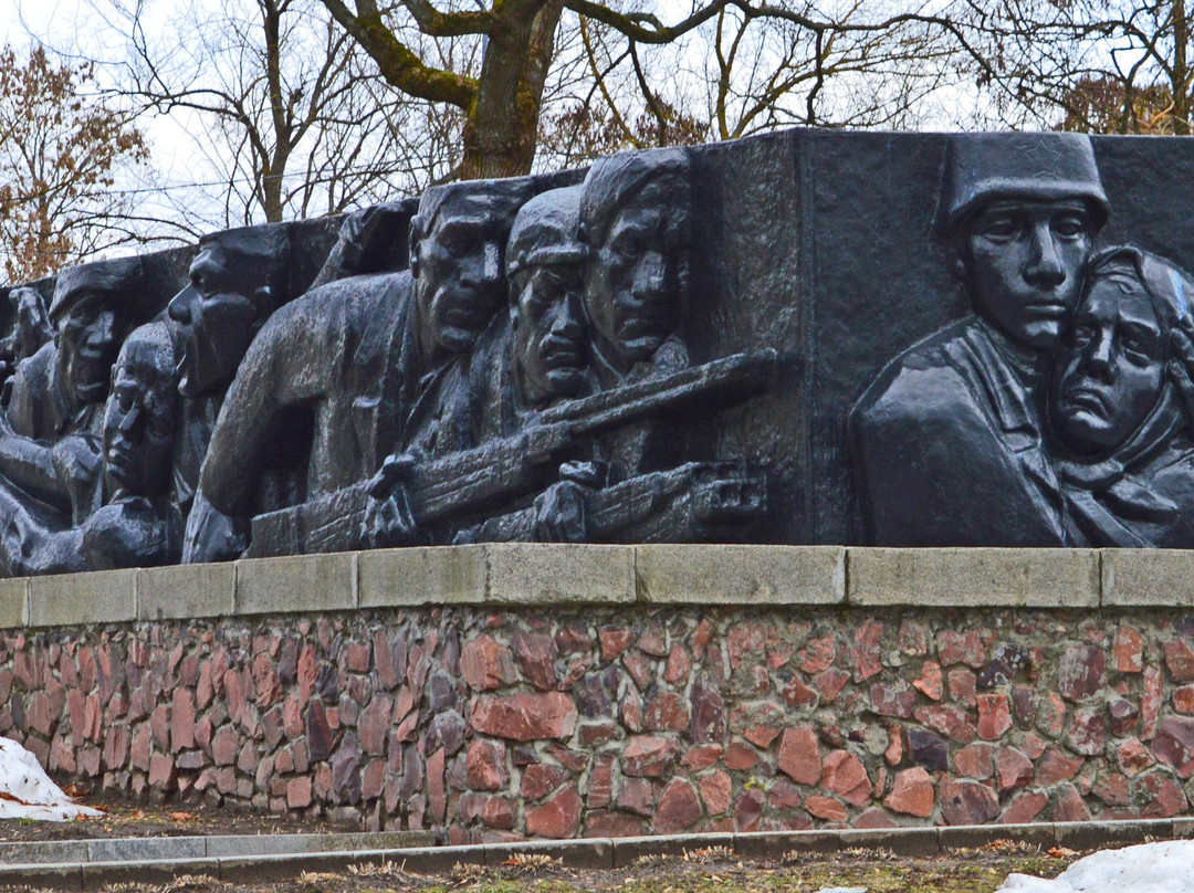 Monument To The Volunteers-Defenders Of The City