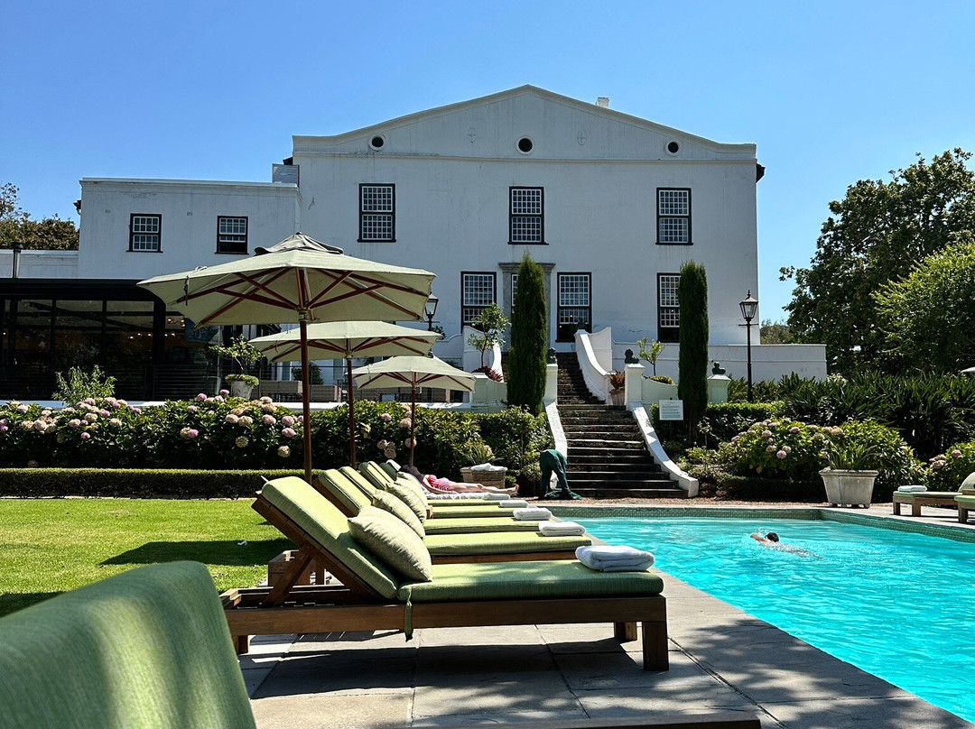 尔芬精品酒店主图