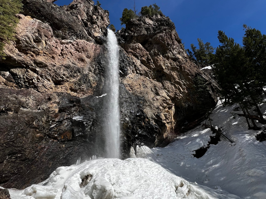 Treasure Falls-帕戈萨斯普林斯必去景点
