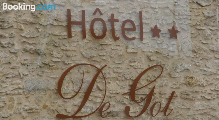 文艺复兴餐厅酒店主图