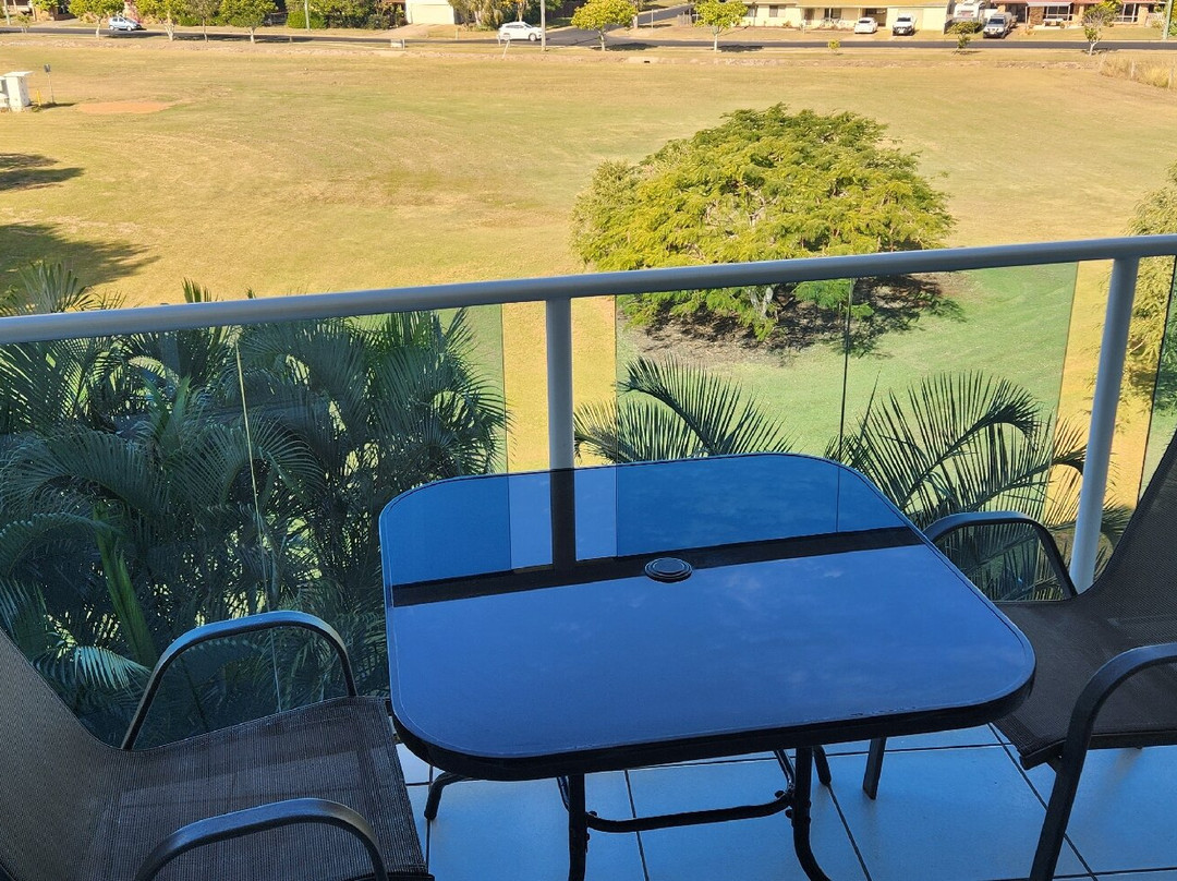 Koola Beach Apartments Bargara主图