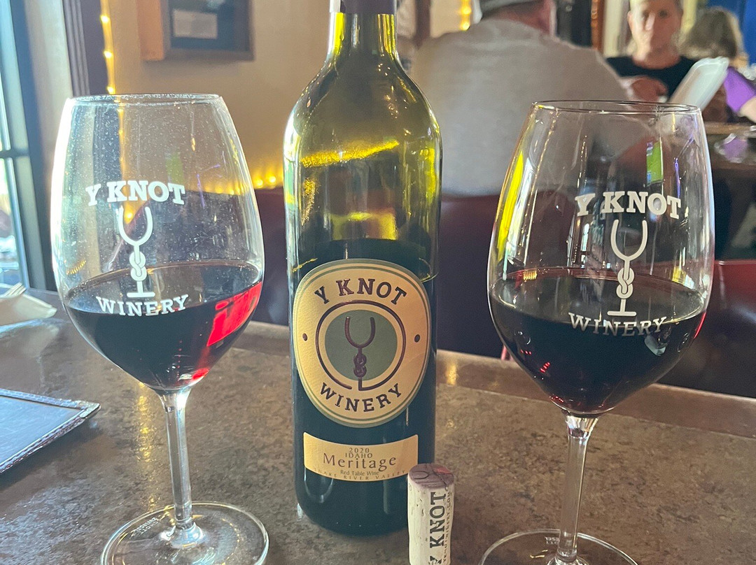 Y Knot Winery景点图片