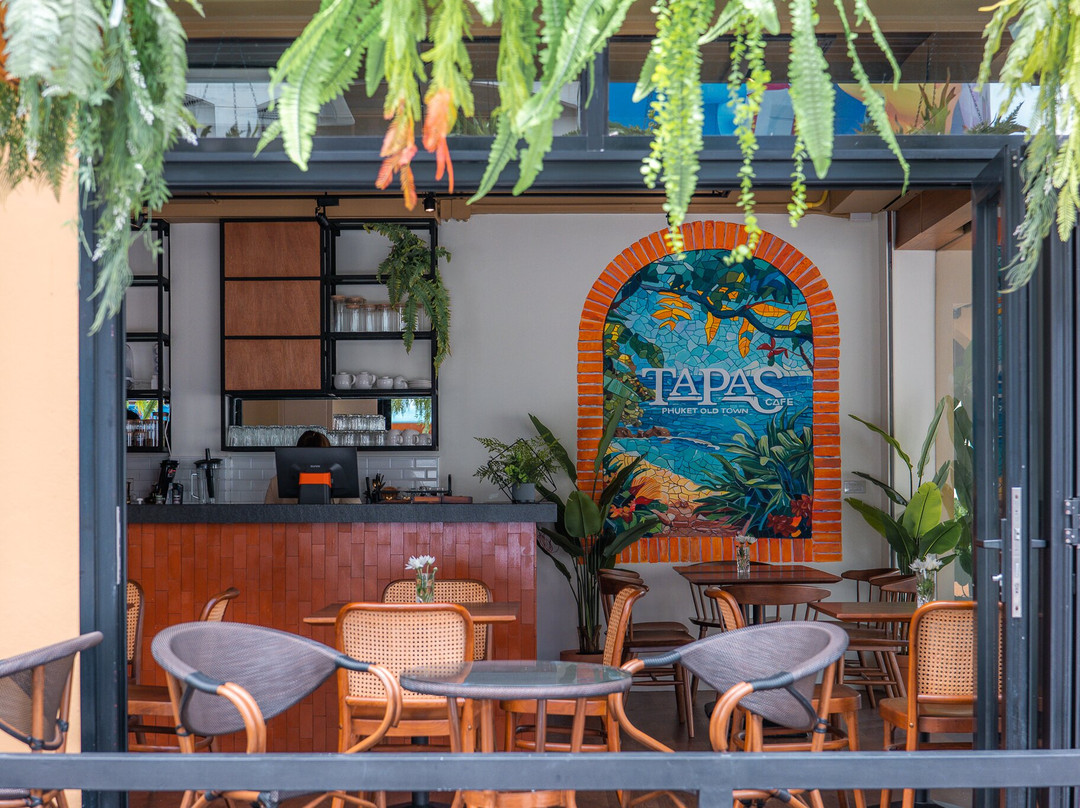 Tapas Cafe & Restaurant