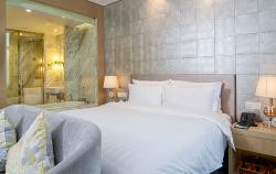 上海陆家嘴万信酒店主图