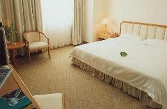 美华荷泰酒店主图