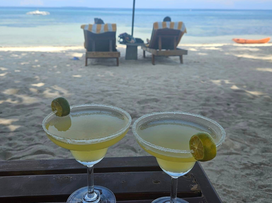 亚摩瑞拉度假村主图