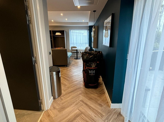 Roomzzz Aparthotels Edinburgh主图