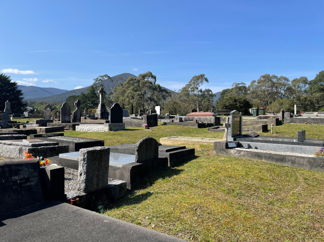 Healesville Cemetery-希尔斯维尔必去景点